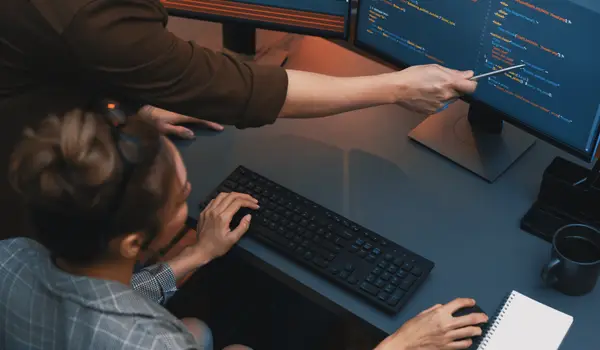 Soluções Personalizadas em Sistemas (Backend e Frontend)